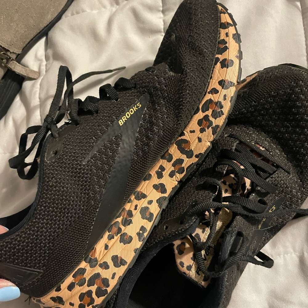 Brooks Women's Black Leopard Running Shoes